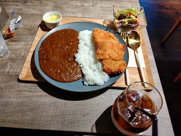 「ロースカツカレー(並盛・230g)900円」@Royal Curryの写真