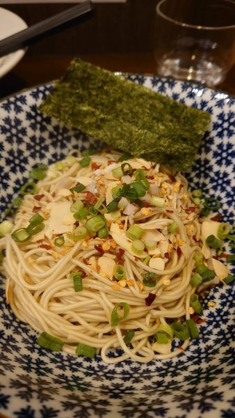 「やみつきにんにく唐辛子ペペロンチーノ和え玉」@煮干し中華蕎麦 山崎の写真