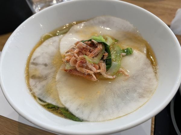 「千枚かぶらと桜海老のらーめん」@空庵の写真