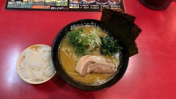 「醤油ラーメン760 小ライス80」@麺処いのさいの写真