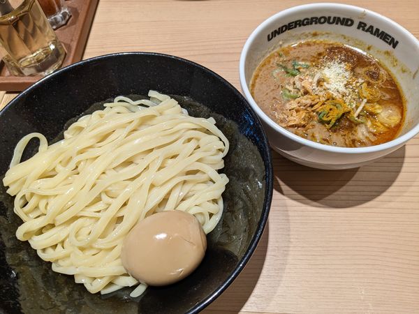 「カレーつけめん 味玉」@頑者 UNDERGROUND RAMEN 川越駅店の写真