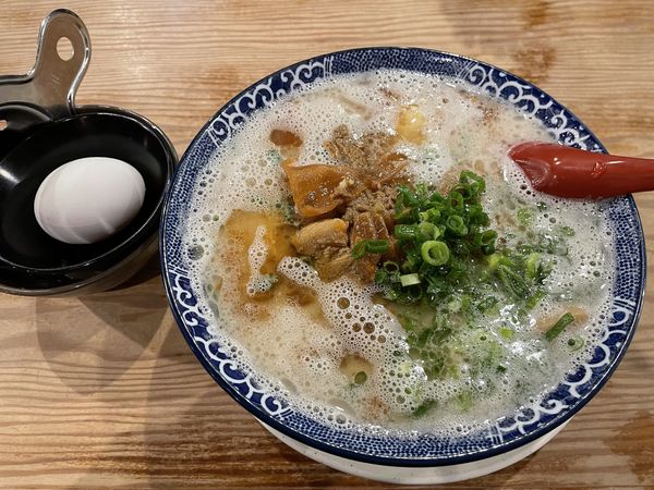 「スタミナ肉とんこつラーメン　￥９８０」@博多ラーメン 鶴亀堂 大府店の写真