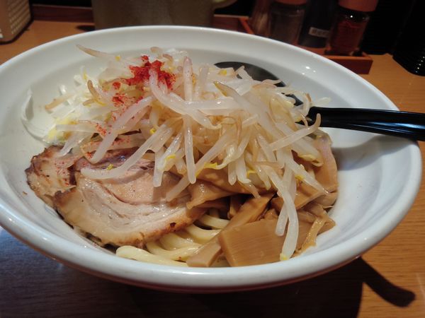 「塩まぜそば　７５０円」@麺屋 炙りの写真