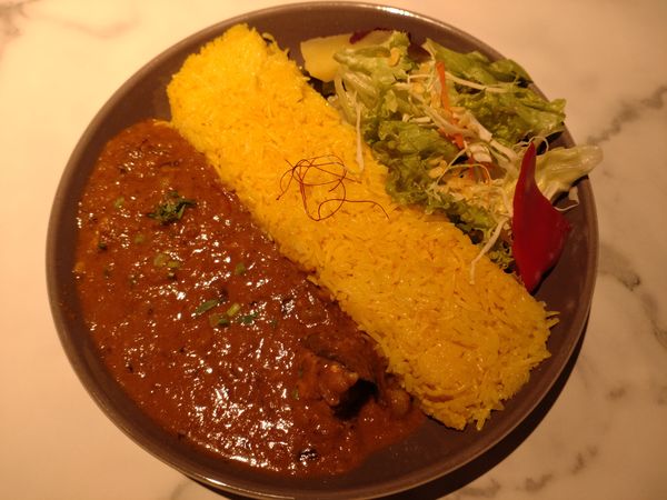 「本日のカレーライス　１０００円」@バンゲラズスパイスビストロ＆カフェ 東京駅の写真