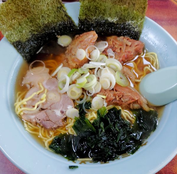 「ラーメン（醤油）750円　軟骨250円　※麺硬め」@ラーメンショップ 大神保店の写真