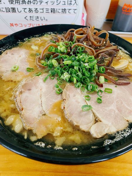 「豚骨チャーシュー」@豚骨ラーメン 新井商店の写真