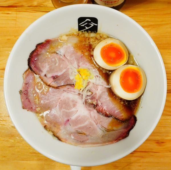 「特製豚そば＋スーパードライ小瓶」@中華そば 髙野の写真