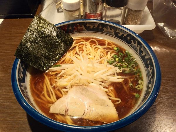 「醤油麺大盛り　800+100円」@麺屋 黒船 御殿場店の写真