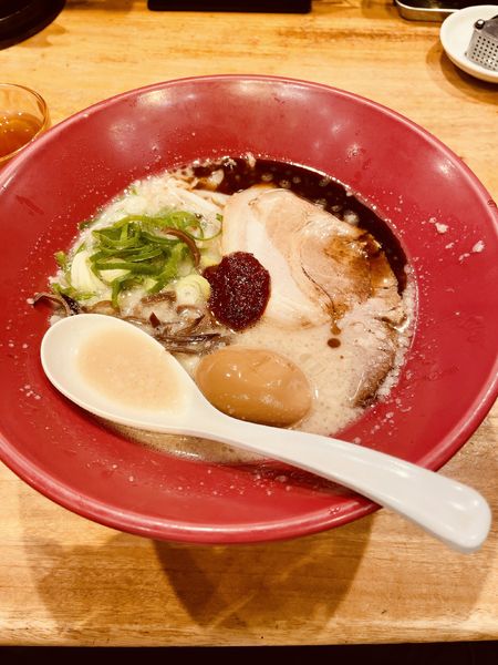 「赤丸新味　玉子」@一風堂 六本木店の写真