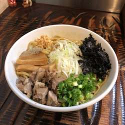 まぜそば　860円