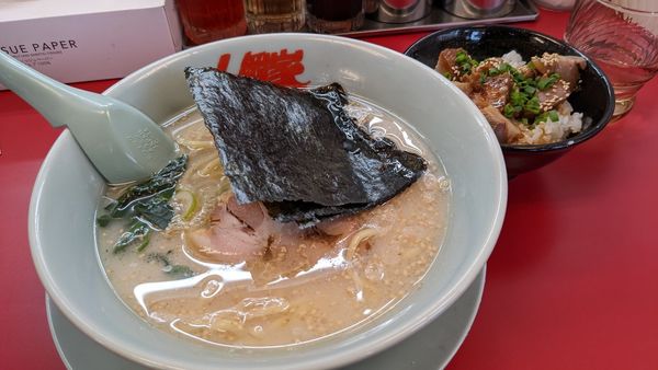 「塩ラーメン」@ラーメン山岡家 小山駅南店の写真