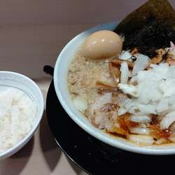 特製背脂生姜醤油ラーメン