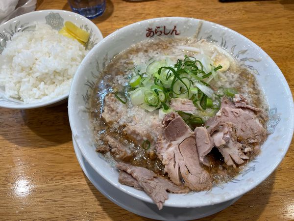 「ラーメン + めし + チャーシュー」@ラーメン あらしんの写真