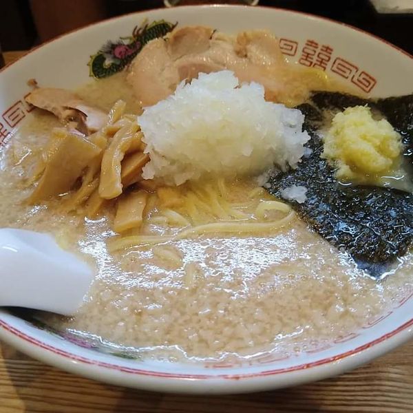 「背脂煮干し中華そば」@ラーメン すけがわの写真