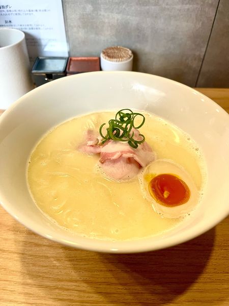 「鶏白湯麺」@らーめんMAIKAGURAの写真