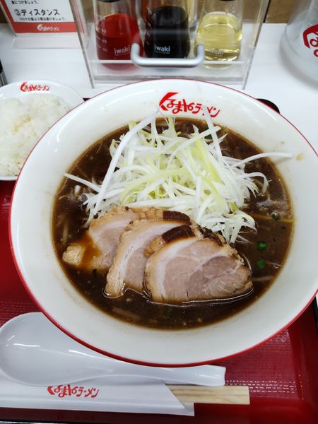 「たいわんラーメン、さらしネギ、チャーシュー３枚」@くるまやラーメン 浦和田島店の写真