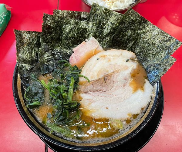 「ラーメン+バラ+のり+ライス」@柏 王道家の写真