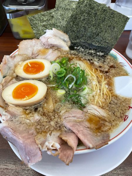 「コク旨ラーメン🍜全部のせ」@ラーメン魁力屋 吉祥院店の写真