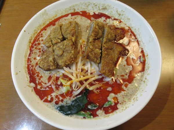 「排骨担々麺（860円）」@遊遊天山の写真