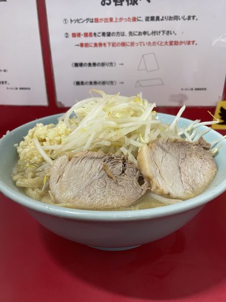 「小ラーメン（にんにく）¥850」@ラーメン二郎 新宿歌舞伎町店の写真