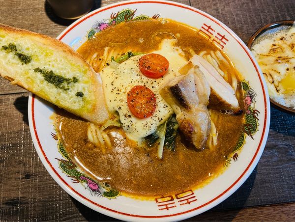 「【限定】S.P.R スープ・ド・ポアソン ラーメン(中)＋チーズ」@ラーメン カラテキッドの写真