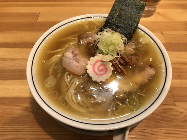 「ラーメン 850円」@there is ramenの写真