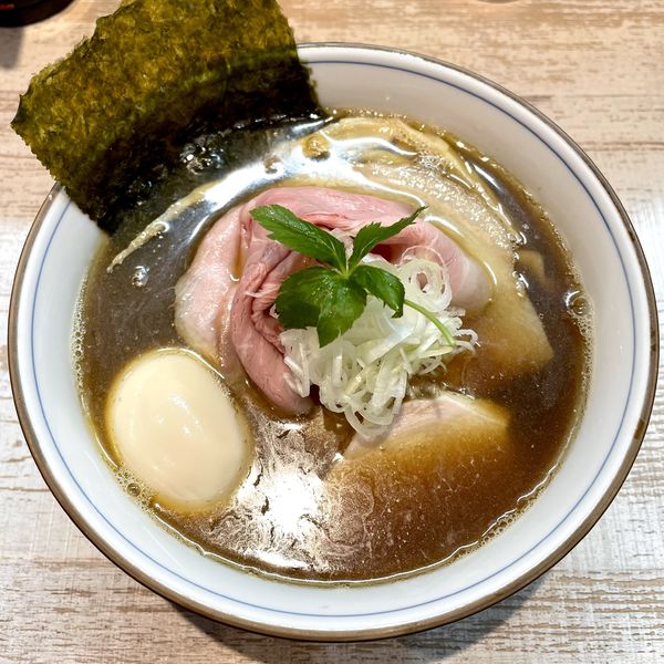 「【気まぐれ限定】息吹いりこの手揉み中華 味玉付き￥1200」@中華そば 四つ葉の写真