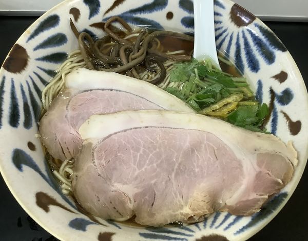 「アゴ醤油ラーメン」@自家製麺SHINの写真