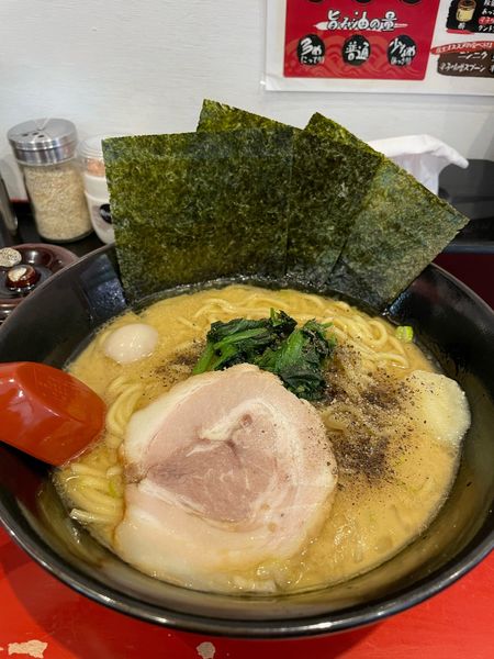 「ラーメン」@横浜家系ラーメン 赤家の写真