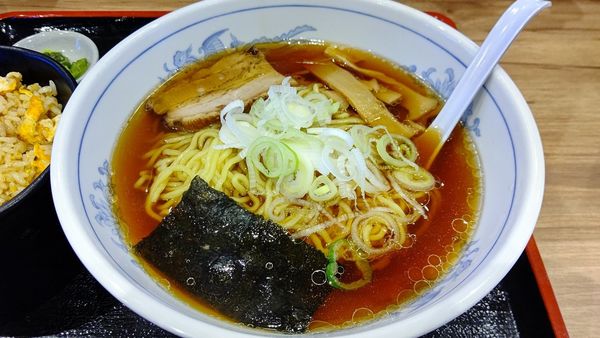 「手もみラーメン」@福しん 坂戸八幡店の写真