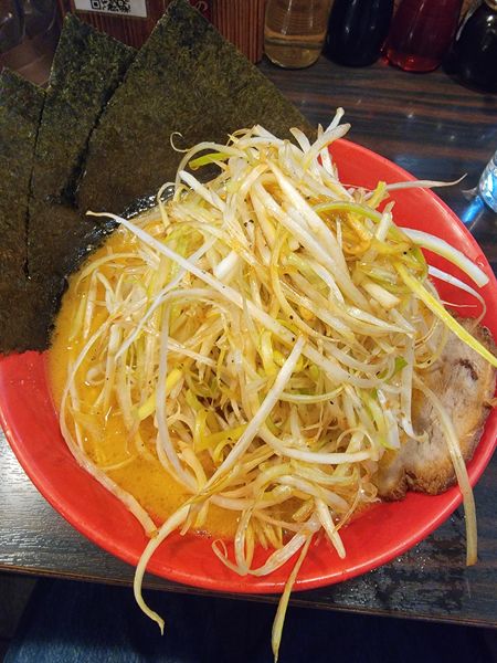 「ネギらーめん　味噌　かため」@ラーメン道楽 川崎店の写真