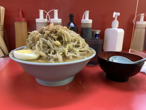 「ラーメン350g、チョイ野菜、チョイアブラ」@ラーメン富士丸 東浦和店の写真
