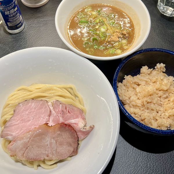 「濃厚豚骨魚介つけ蕎麦＋出汁炊きごはん」@百合の咲く場所の写真