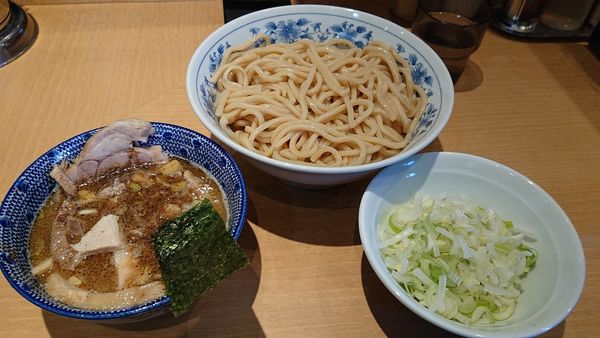 「つけチャーシュー ネギ 大盛り」@くり山の写真