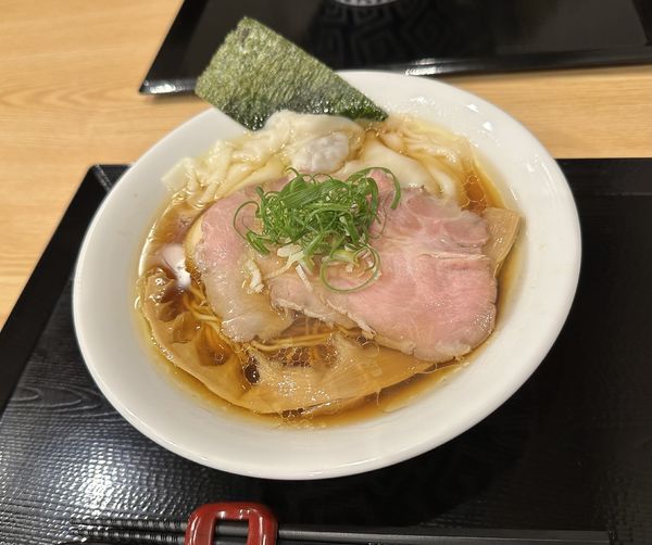 「全部のせ地鶏中華そば」@ジャパニーズヌードルズ 娘娘の写真