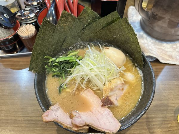 「天王ラーメン」@横浜家系らーめん 天王家 寒川総本店の写真