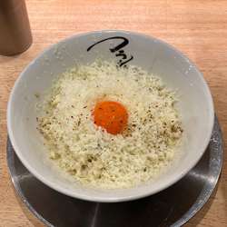 チーズ混ぜそば