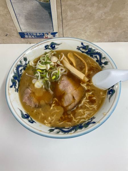 「正油ラーメン(850円)」@元祖北海道旭川ラーメン ぺーぱんの写真