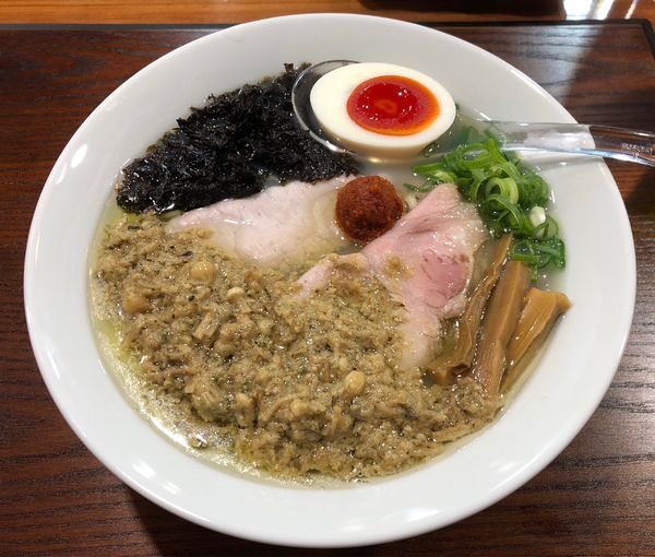 「特製牡蠣塩＋ハートランド」@むかんの写真