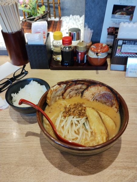 「北海道味噌炙りチャーシュー　1287円」@麺場 田所商店 川崎店の写真