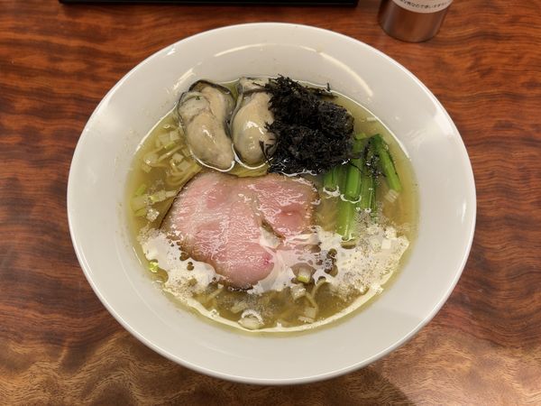 「【期間限定】牡蠣と煮干しの塩そば」@三馬路 東京店の写真