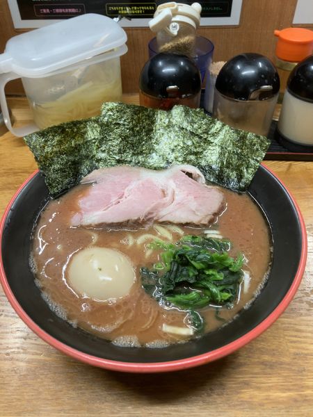 「ラーメン+味玉　880円」@麺家 紫極の写真