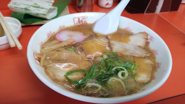 「中華そば＋味付煮玉子＋すし」@井出商店の写真