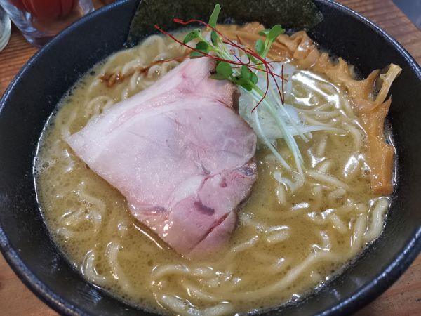 「濃厚牡蠣ソバ」@貝だしラーメン 貝ガラ屋の写真