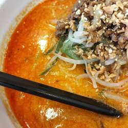 天使担々麺塩660円税込み