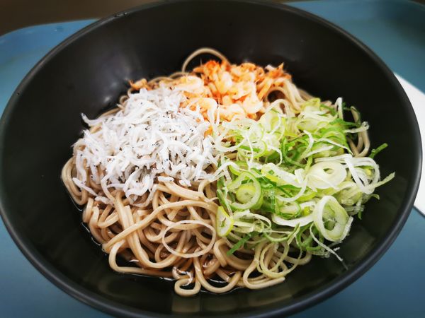 「しらすと桜えびの冷やしそば」@中井麺宿の写真