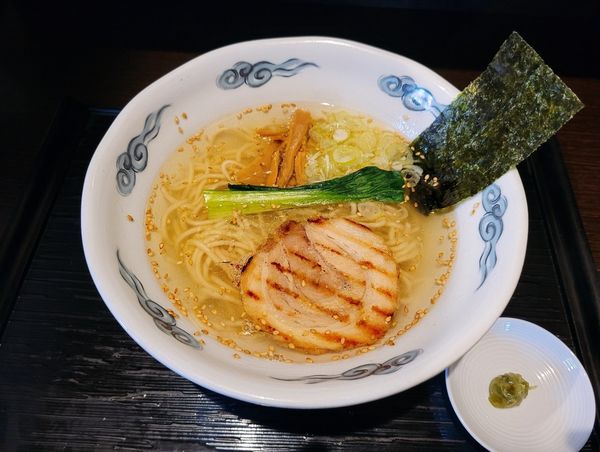 「龍のひげ塩らあめん」@龍のひげの写真