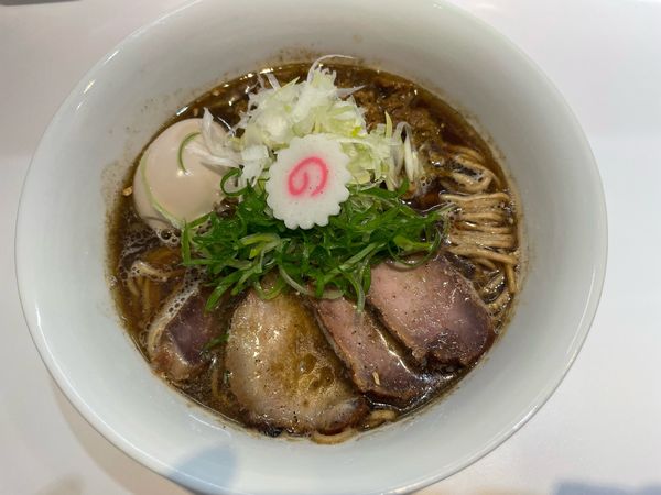「加里ラーメン(¥1,300) 味玉アローカナ(¥250)」@上方レインボーの写真