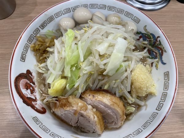 「ミニラーメン、ウズラ」@ラーメン豚山 金沢文庫店の写真