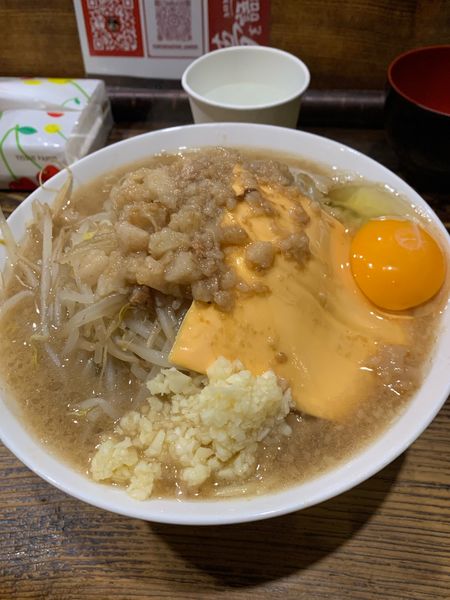 「ラーメン小(生ﾀﾏｺﾞﾁｰｽﾞ)(ﾆﾝﾆｸｱﾌﾞﾗ)」@夢を語れ青森の写真